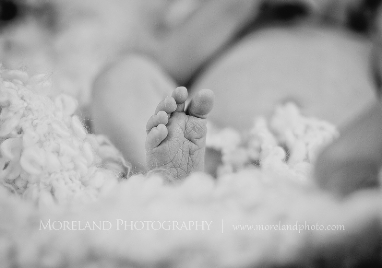 roswell newborn photography feet details baby feet mike moreland photography atlanta newborn photography