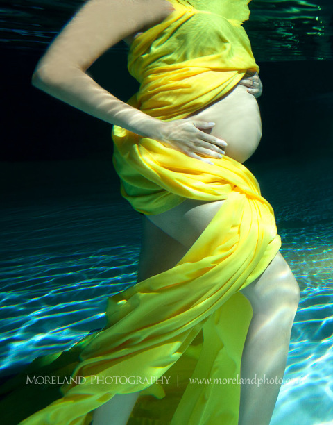 underwater maternity photography, Atlanta maternity photography, moreland photography, atlanta creative maternity images, underwater photography