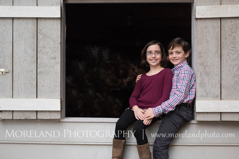 Twins sitting toger on barn window, Twin Portraits, Child Portraits, Atlanta Photgraphy, Moreland Photography, Roswell Portraits, twins, barn window,