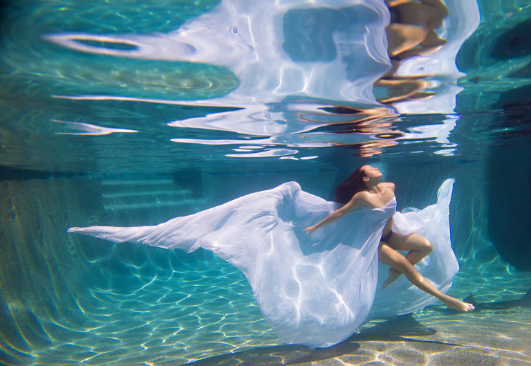 underwater_model, underwater_senior, underwater_photography_atlanta,